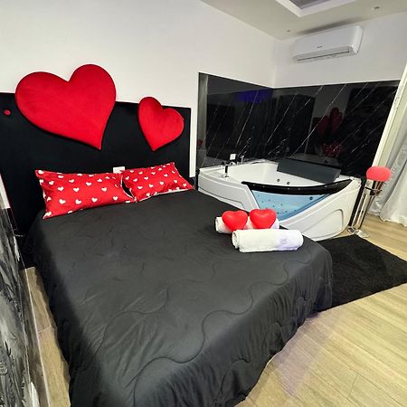 בארי Due Cuori Suite מראה חיצוני תמונה