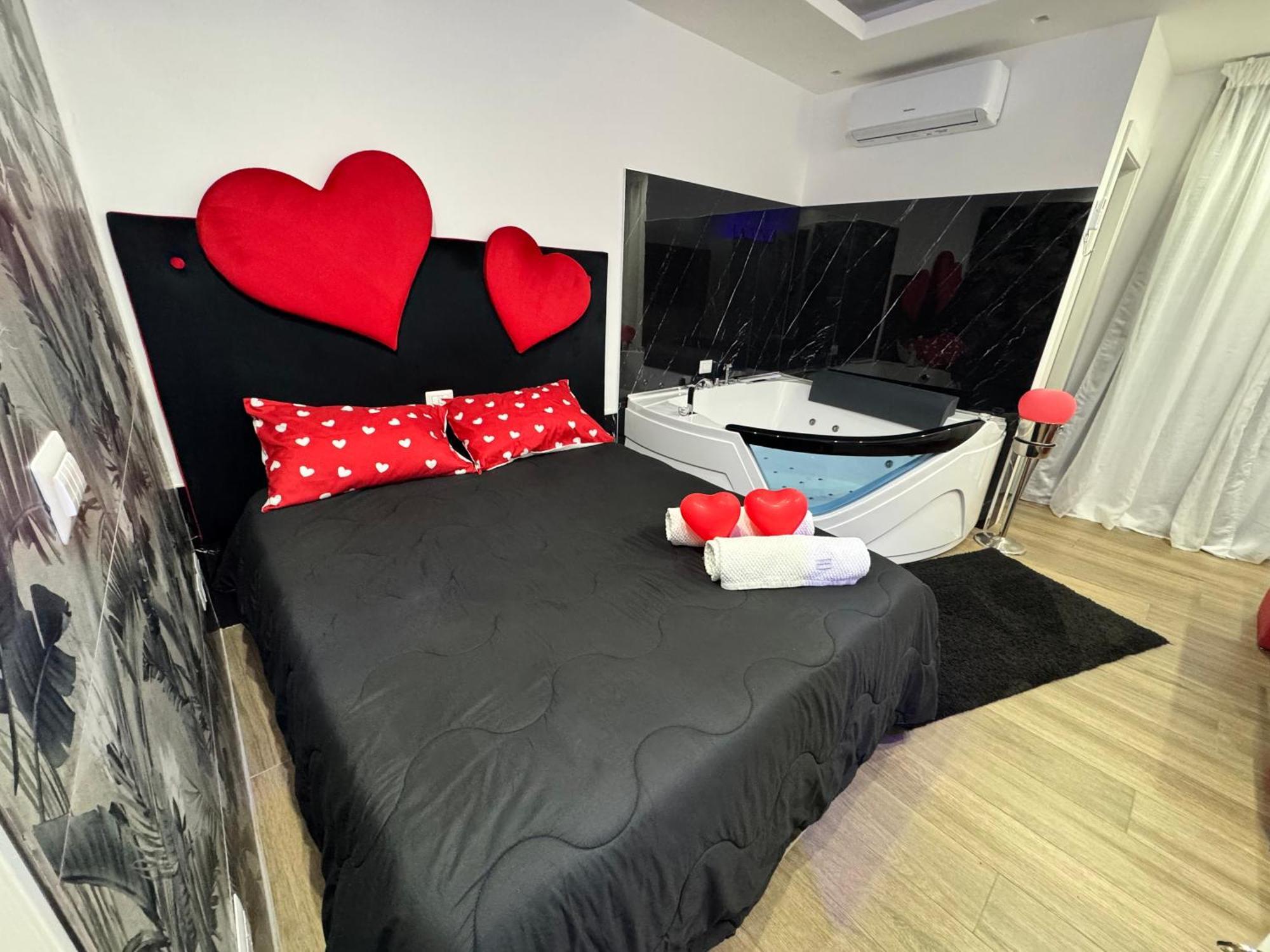 בארי Due Cuori Suite מראה חיצוני תמונה